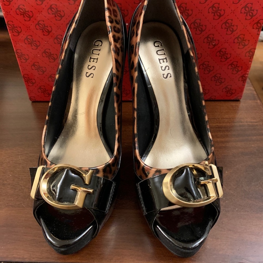 GUESS Leopard Open Toe Pumps Size 6